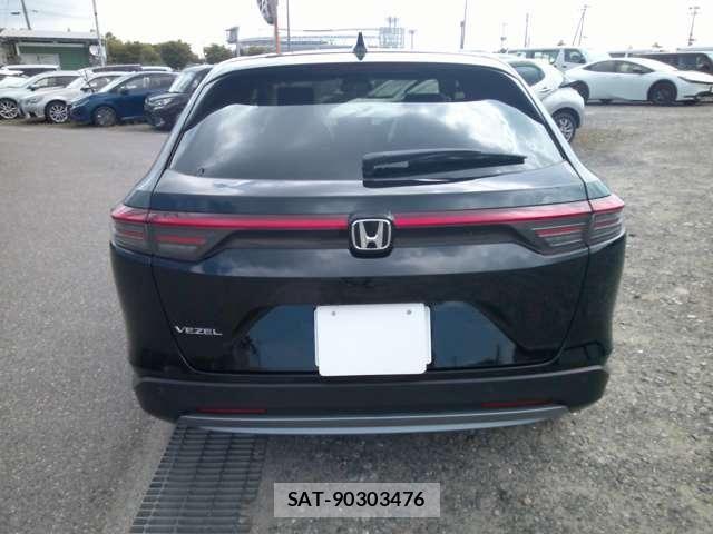 Honda VEZEL 2026-06 8232249-5