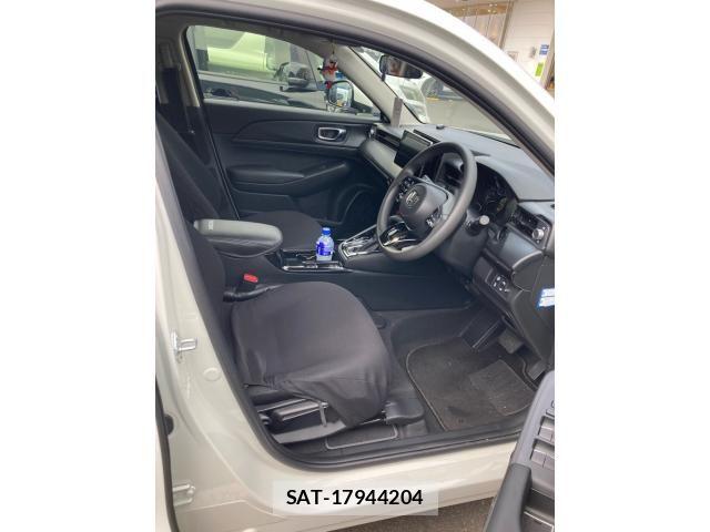 Honda VEZEL 2023-12 8317833-13