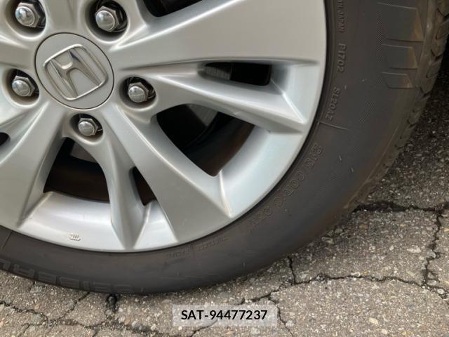 Honda VEZEL 2018-06 8369559-13