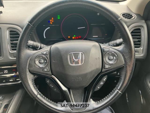 Honda VEZEL 2018-06 8369559-20