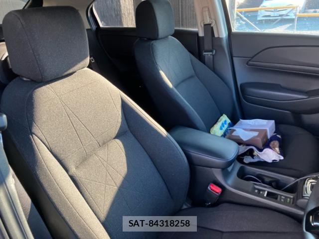 Honda VEZEL 2022-04 8369558-12