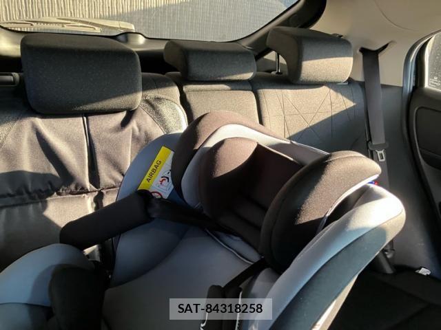 Honda VEZEL 2022-04 8369558-13