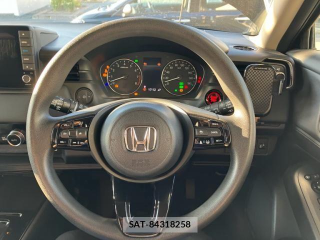 Honda VEZEL 2022-04 8369558-15