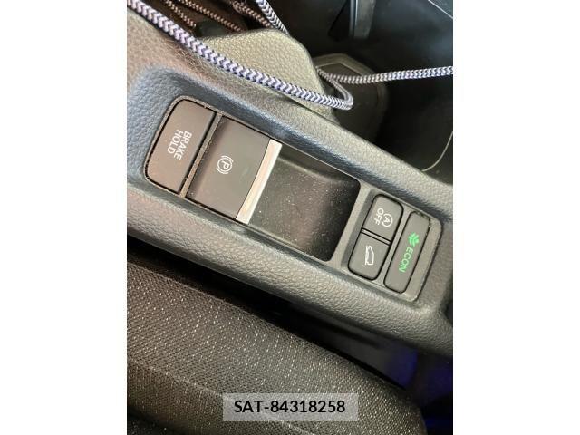 Honda VEZEL 2022-04 8369558-24