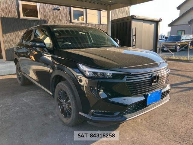 Honda VEZEL 2022-04 8369558-3