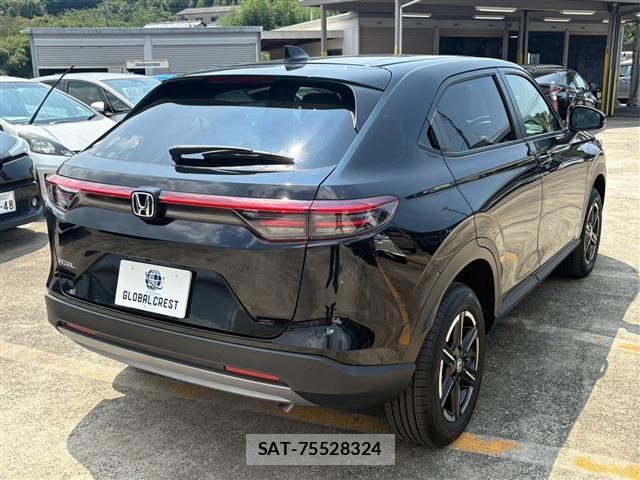 Honda VEZEL 2025-09 8629517-11