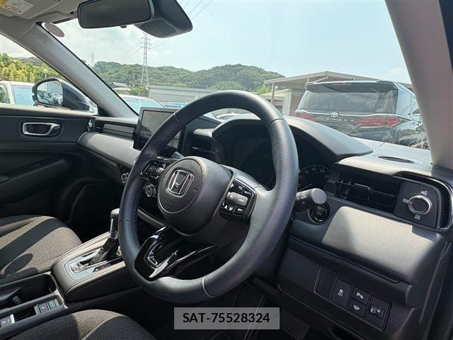 Honda VEZEL 2025-09 8629517-16