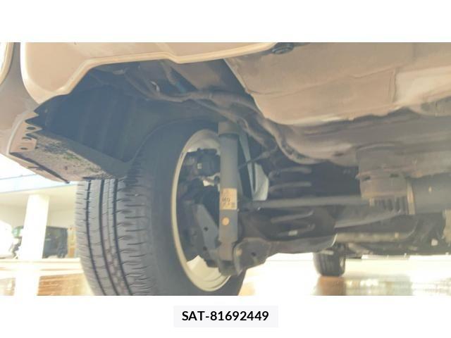 Honda VEZEL 2016-05 8797814-11