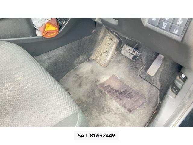 Honda VEZEL 2016-05 8797814-24