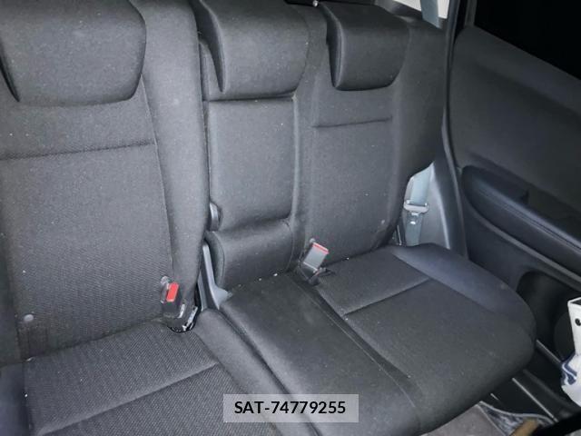 Honda VEZEL 2014-12 8832271-13