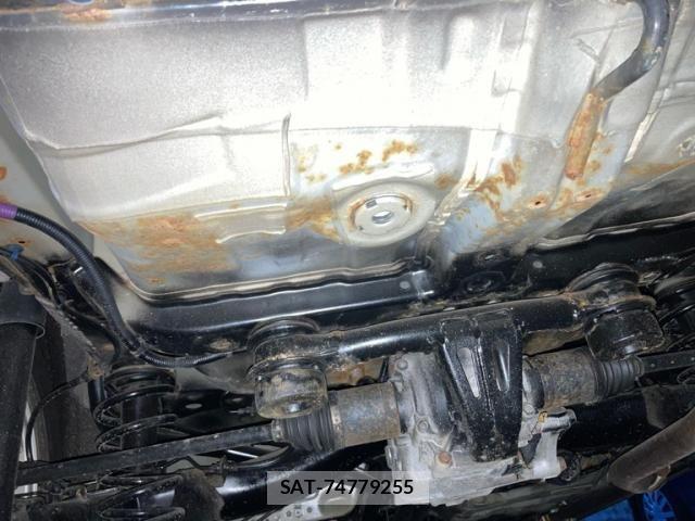 Honda VEZEL 2014-12 8832271-6
