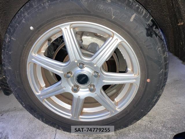 Honda VEZEL 2014-12 8832271-7