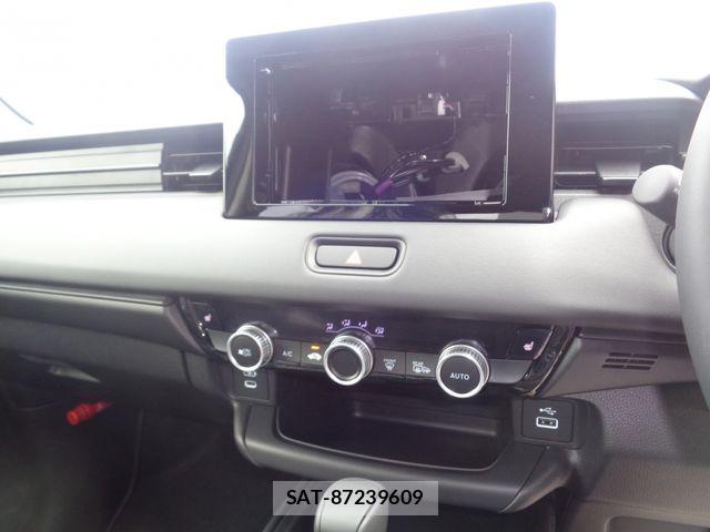 Honda VEZEL 2026-06 8882761-13