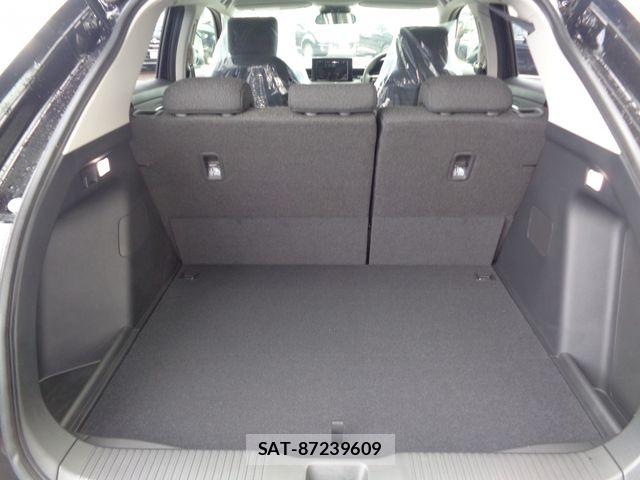 Honda VEZEL 2026-06 8882761-17
