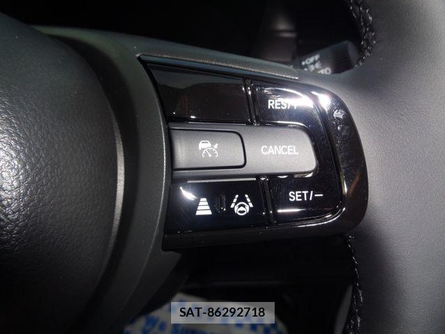 Honda VEZEL 2026-06 8882760-15