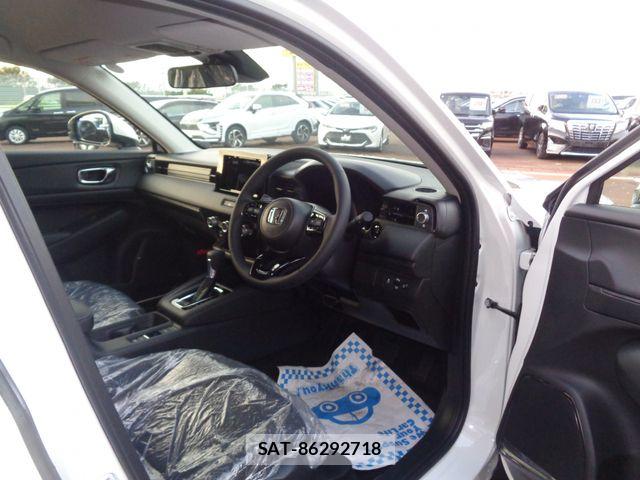 Honda VEZEL 2026-06 8882760-1