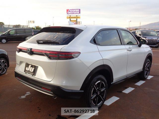 Honda VEZEL 2026-06 8882760-2