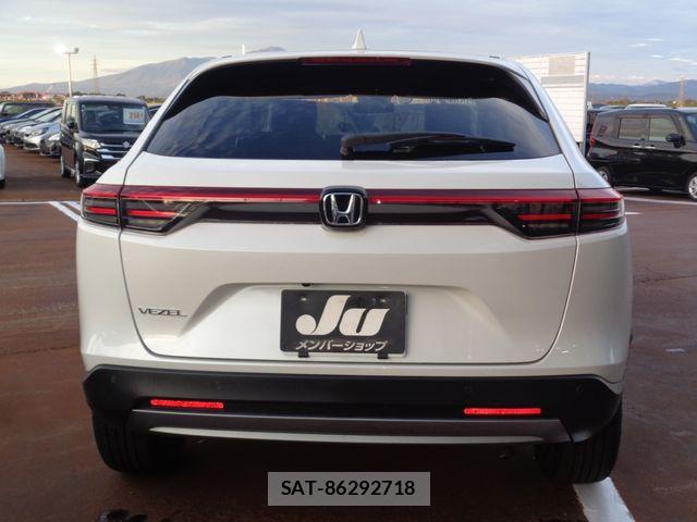Honda VEZEL 2026-06 8882760-6