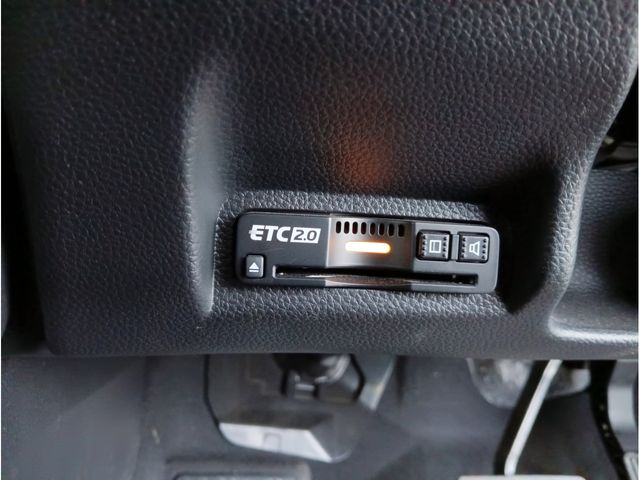 Honda VEZEL 2023-09 3779107-12