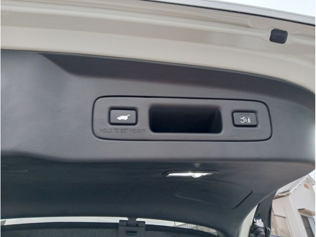 Honda VEZEL 2023-09 3779107-20