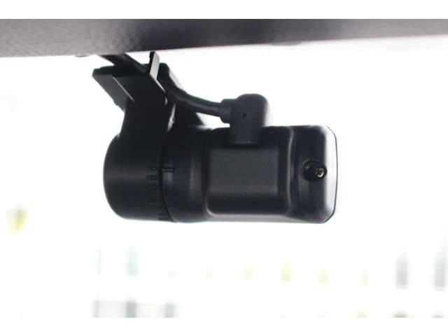 Honda VEZEL 2023-09 4051007-17