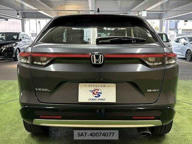 Honda VEZEL 2021-06 5881825-18