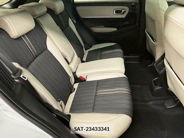 Honda VEZEL 2021-11 5881799-9