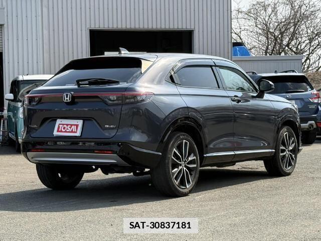 Honda VEZEL 2023-09 5881888-20