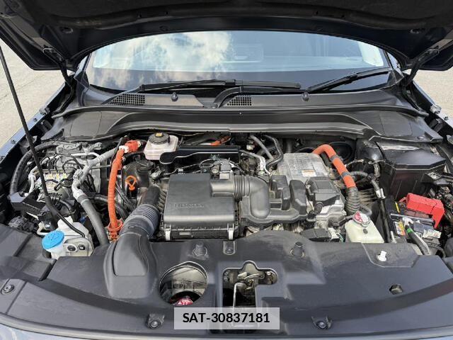 Honda VEZEL 2023-09 5881888-21