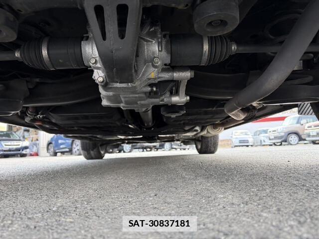 Honda VEZEL 2023-09 5881888-22