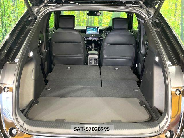 Honda VEZEL 2026-03 6547221-12