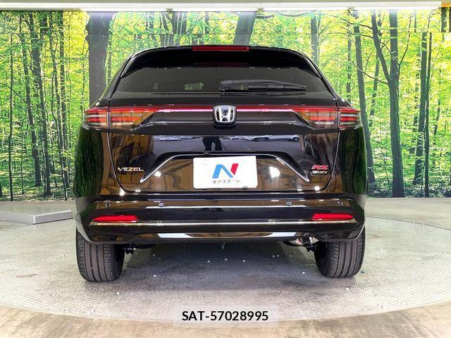 Honda VEZEL 2026-03 6547221-14