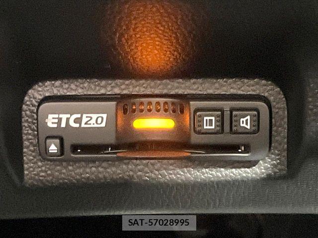 Honda VEZEL 2026-03 6547221-4
