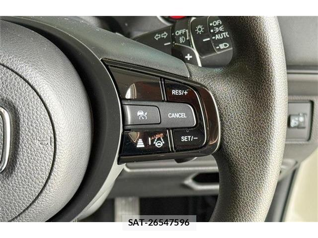 Honda VEZEL 2022-07 6642836-21