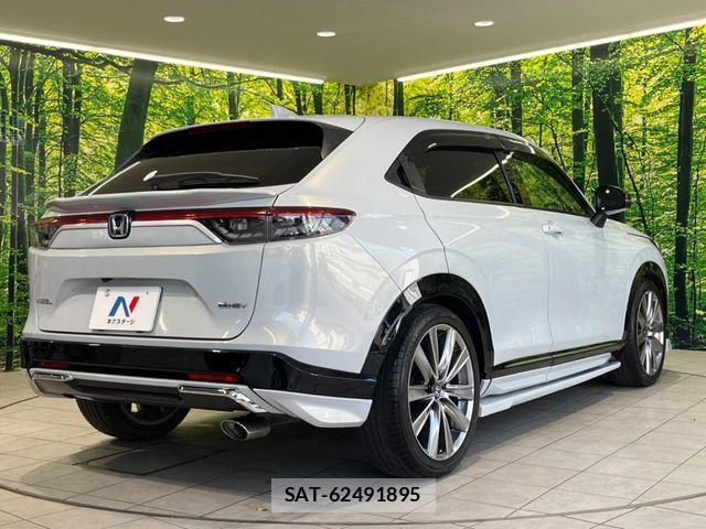 Honda VEZEL 2022-08 6753748-16