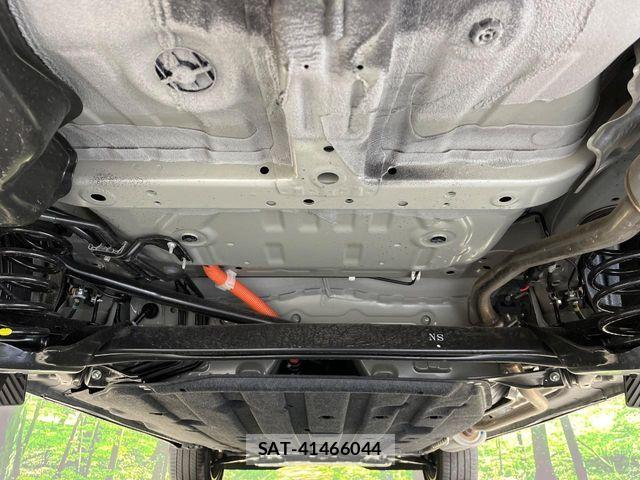 Honda VEZEL 2025-10 6817764-18