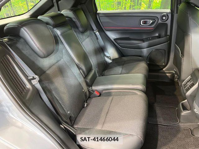 Honda VEZEL 2025-10 6817764-8
