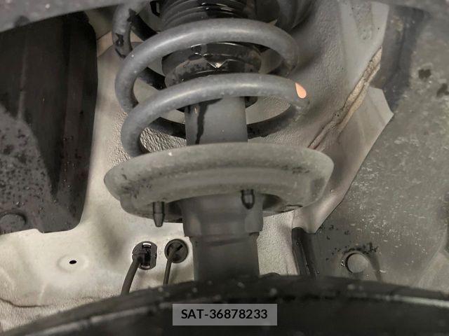 Honda VEZEL 2021-06 6817793-19