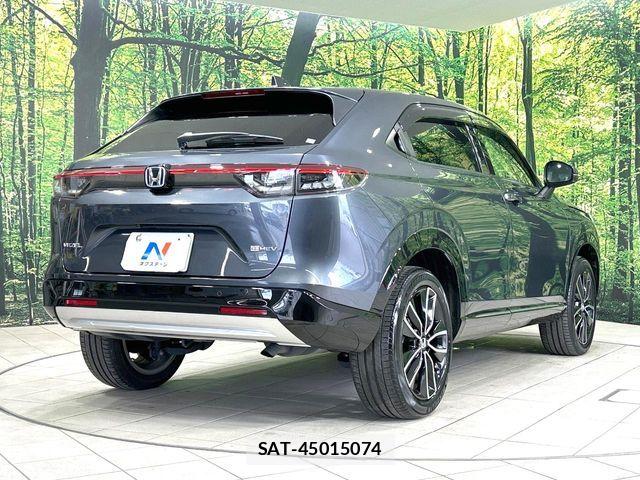 Honda VEZEL 2022-05 6817811-16