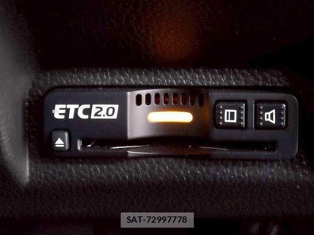 Honda VEZEL 2021-10 6817785-13