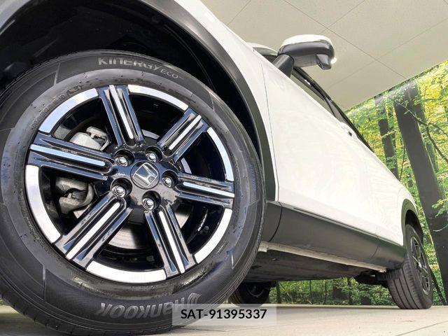 Honda VEZEL 2022-08 6817808-12