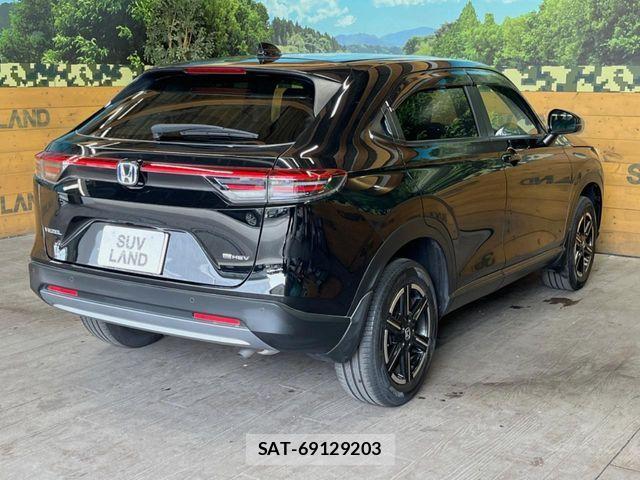 Honda VEZEL 2024-05 6817804-17
