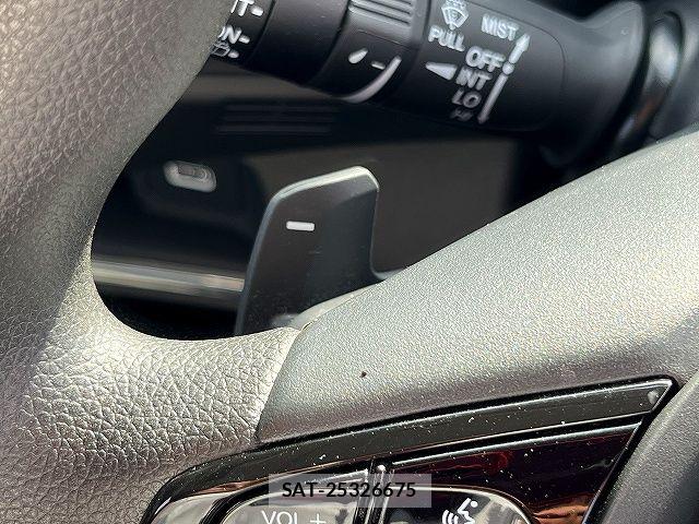 Honda VEZEL 2022-05 6817798-16