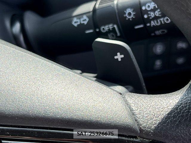 Honda VEZEL 2022-05 6817798-17