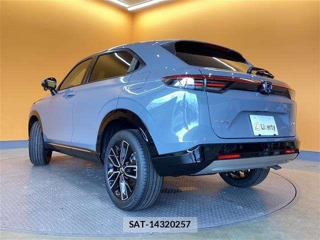 Honda VEZEL 2025-08 6914872-12