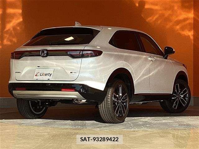 Honda VEZEL 2025-08 6914866-10