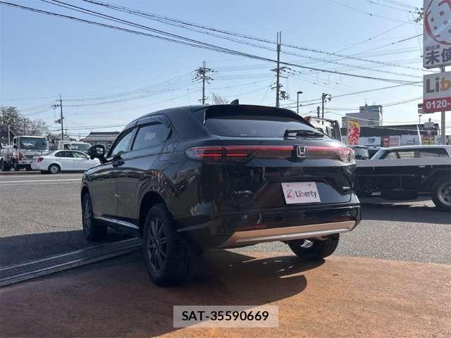 Honda VEZEL 2024-10 6914883-11
