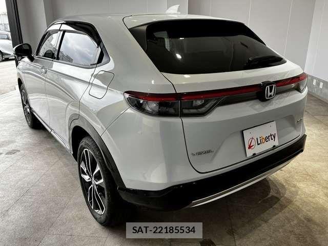 Honda VEZEL 2023-06 6914886-12