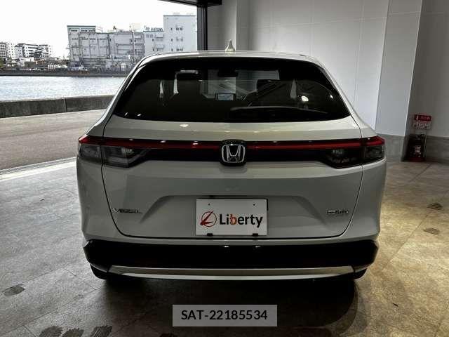 Honda VEZEL 2023-06 6914886-13