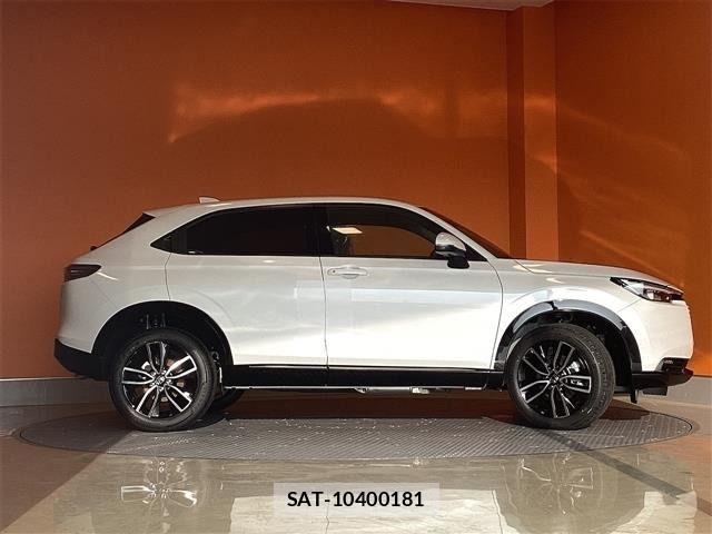 Honda VEZEL 2025-08 6914870-10